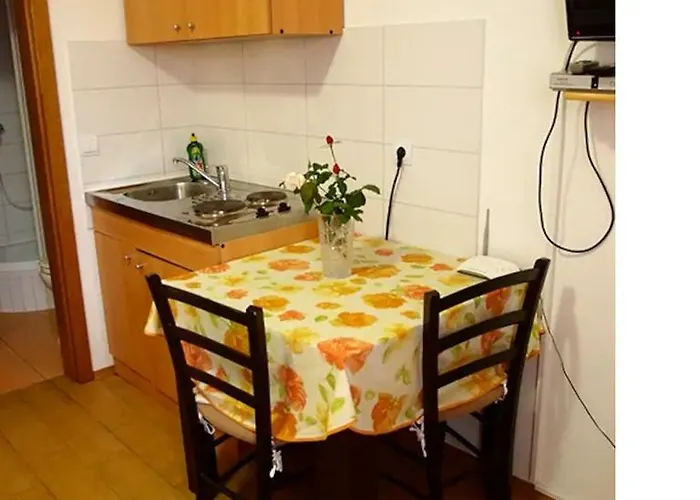 For Two Near Sea Apartmán Makarská